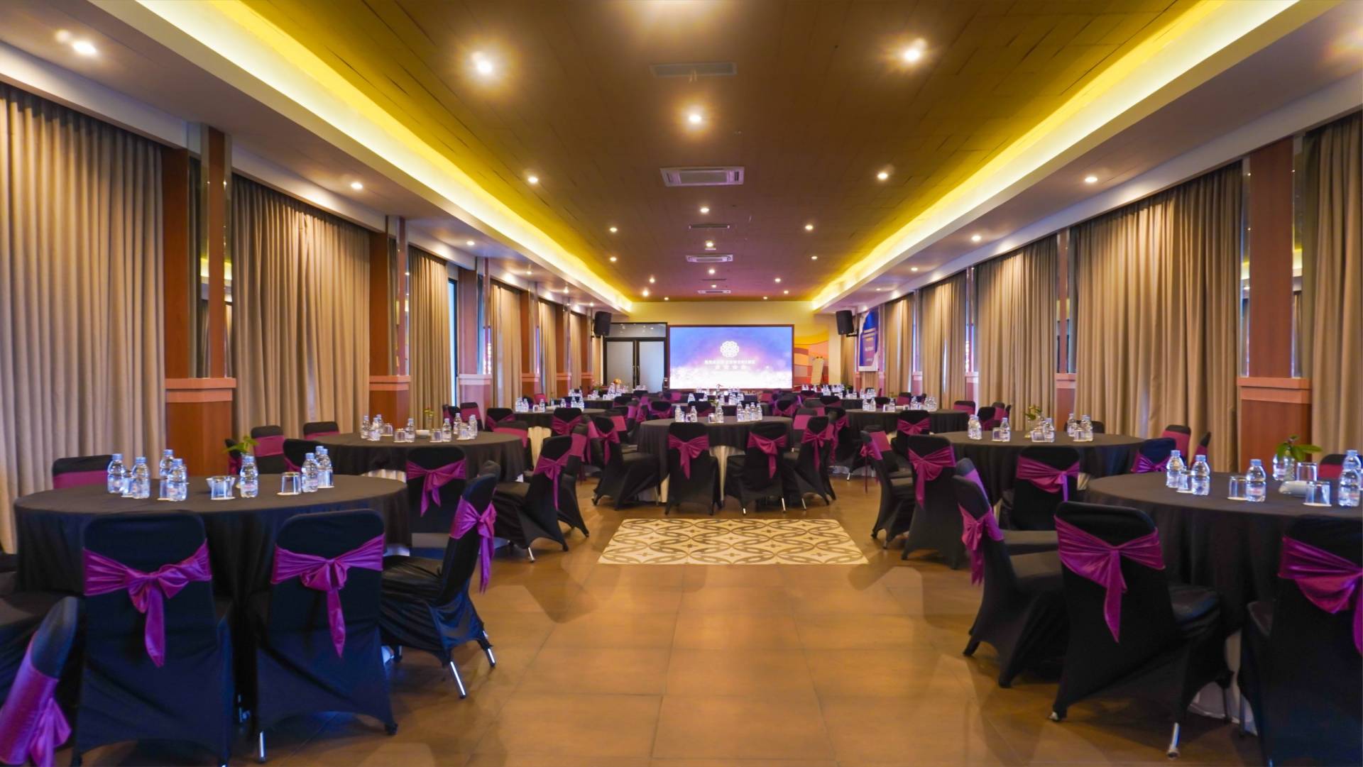 Karawitan Meeting Room