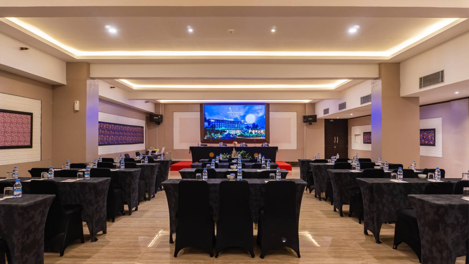 Seruling Meeting Room